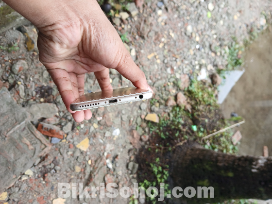 I phone 6 plus 64 GB